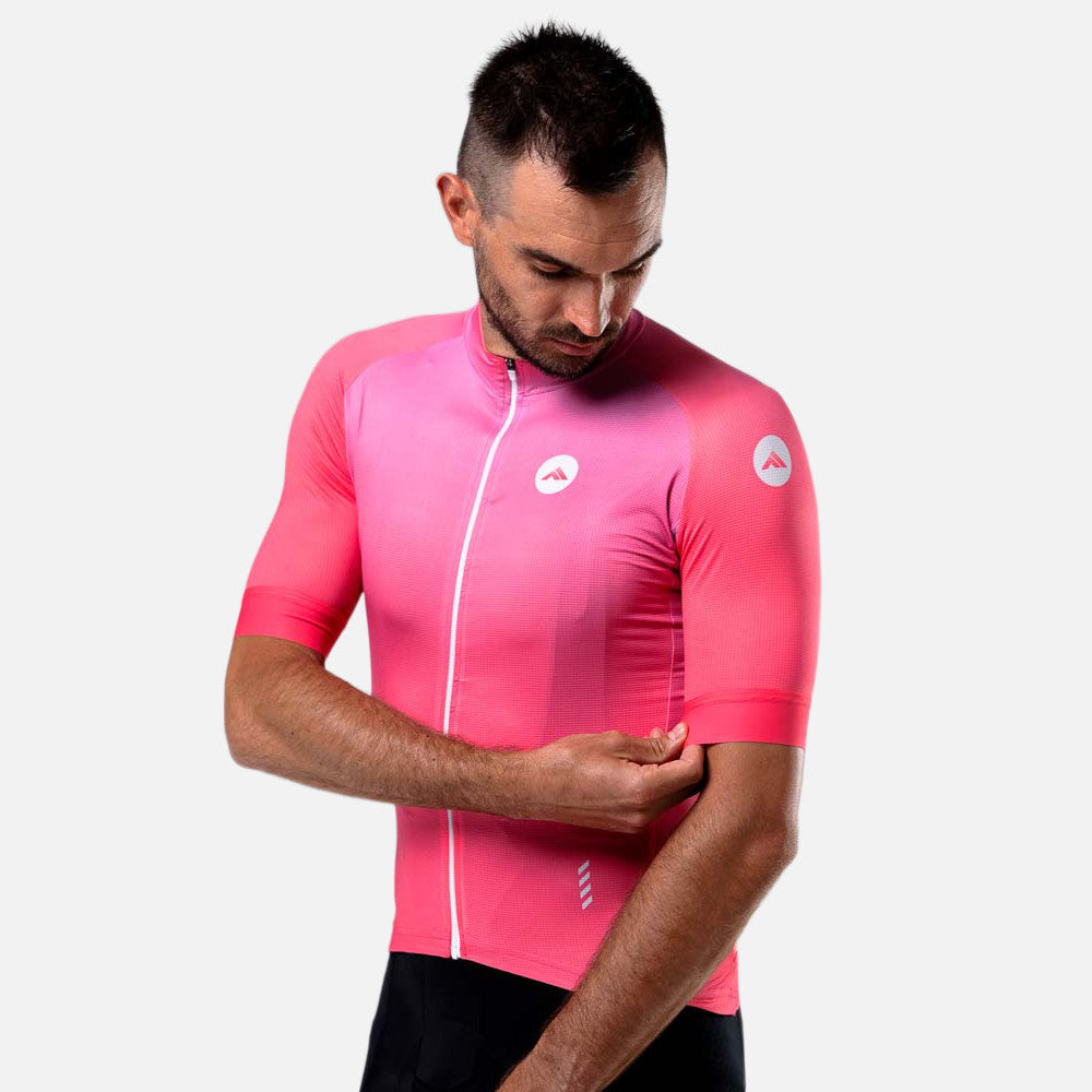 Moški kolesarski dres Minimalist roza – prikaz kroja rokava