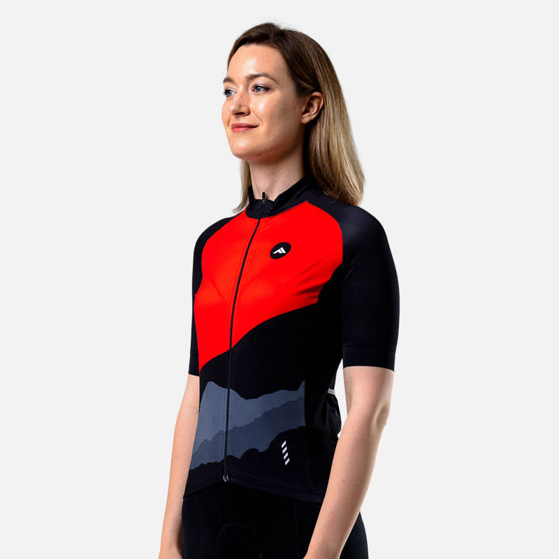 Ženski kolesarski dres Diagonala rdeč – pogled pod kotom