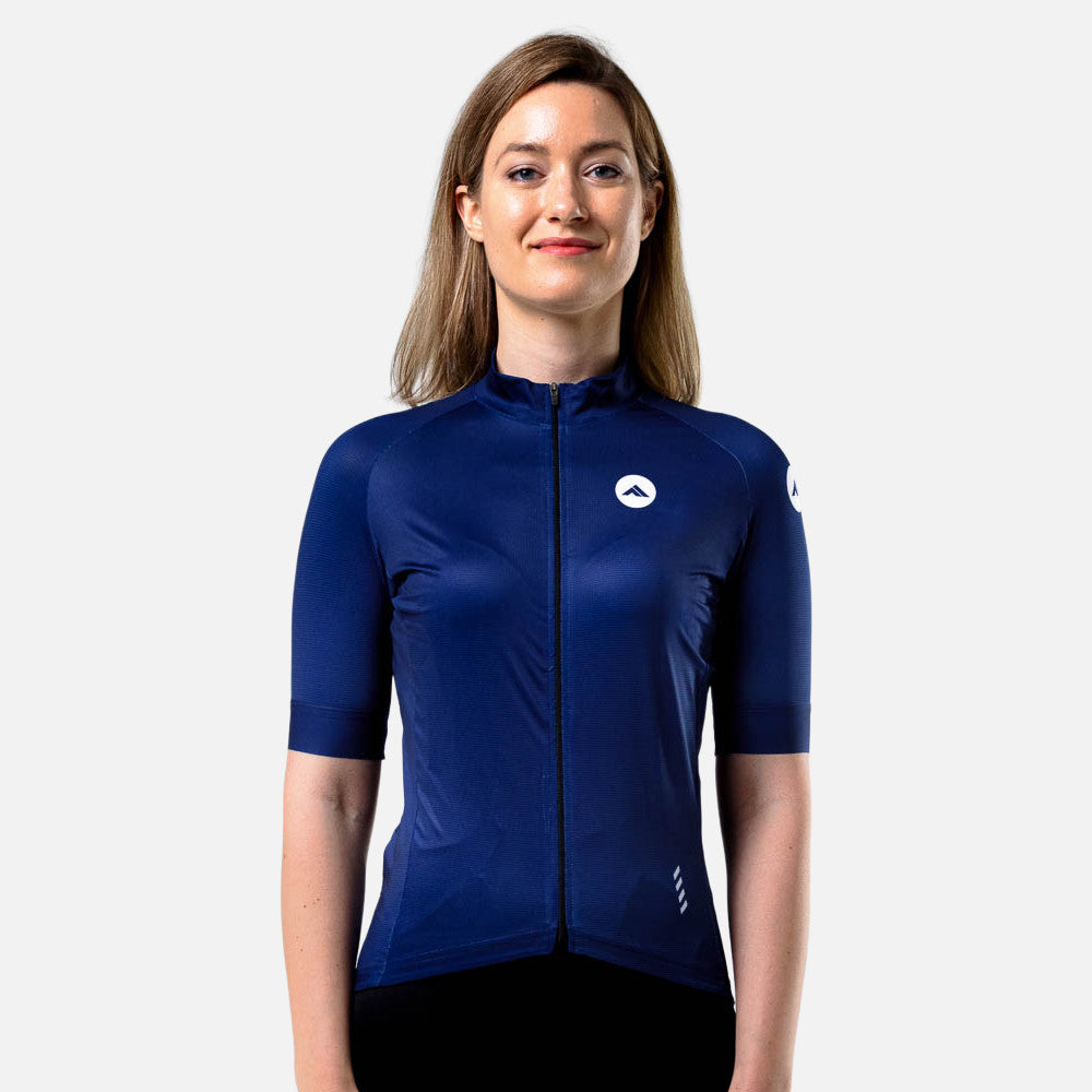 Ženski kolesarski dres Minimalist Navy – pogled od spredaj